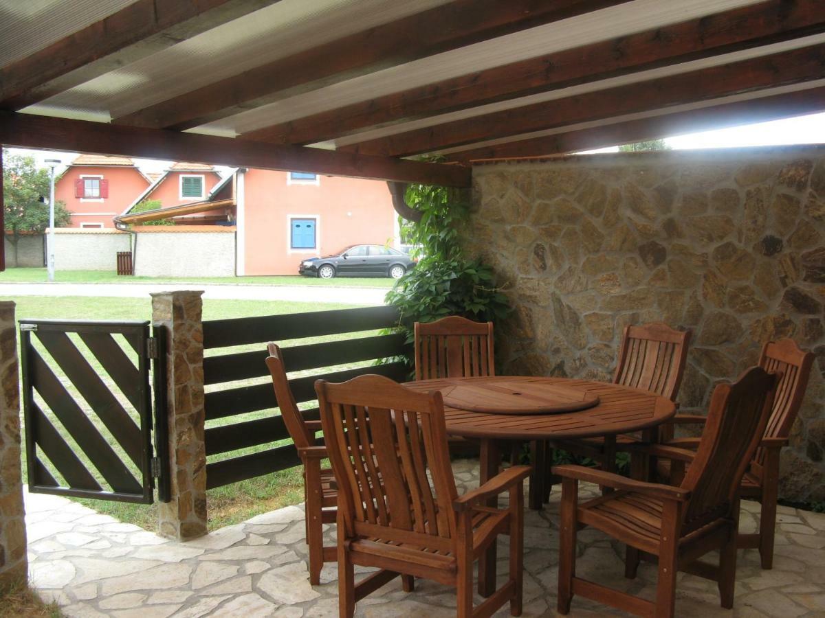 Willa Apartma Geoteh Terme Catez 6032 Krško Zewnętrze zdjęcie